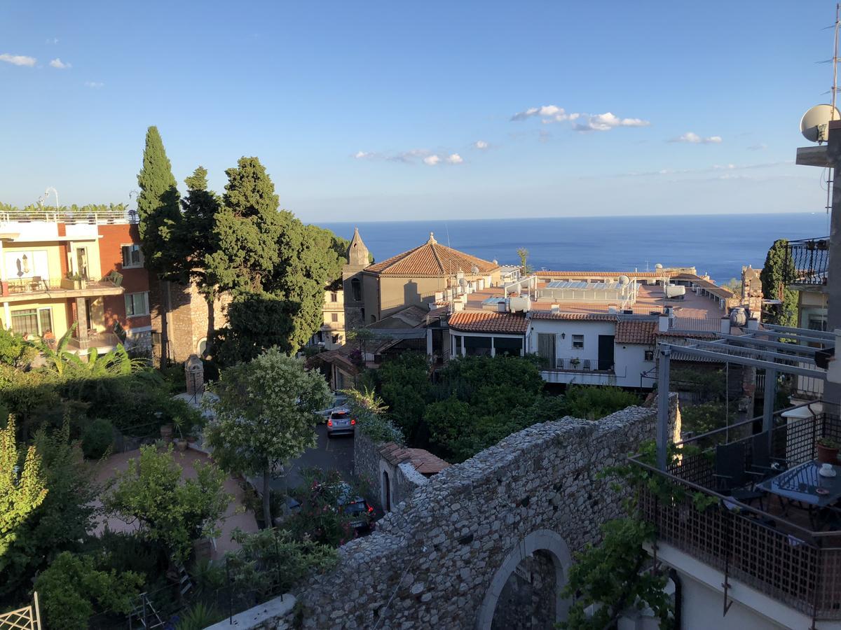 La Malandrina - Apartments & Suites Taormina Ngoại thất bức ảnh